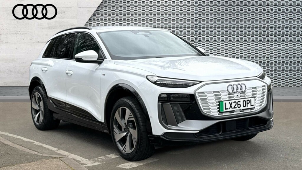 Audi Q6 E-Tron Audi Q6 E-tron Estate 225Kw Performance 100Kwh S L White