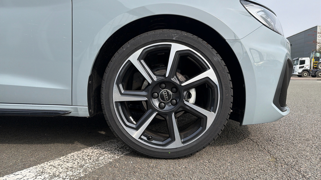 Audi A1 Audi A1 Sportback Black Edition 25 Tfsi 95 Ps 5-Sp GN26VWO Black #5