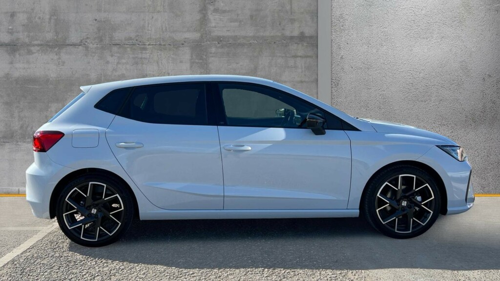 Seat Ibiza Seat Ibiza Hatchback 1.0 Tsi 115 Fr Sport Dsg OV26UXF White #4