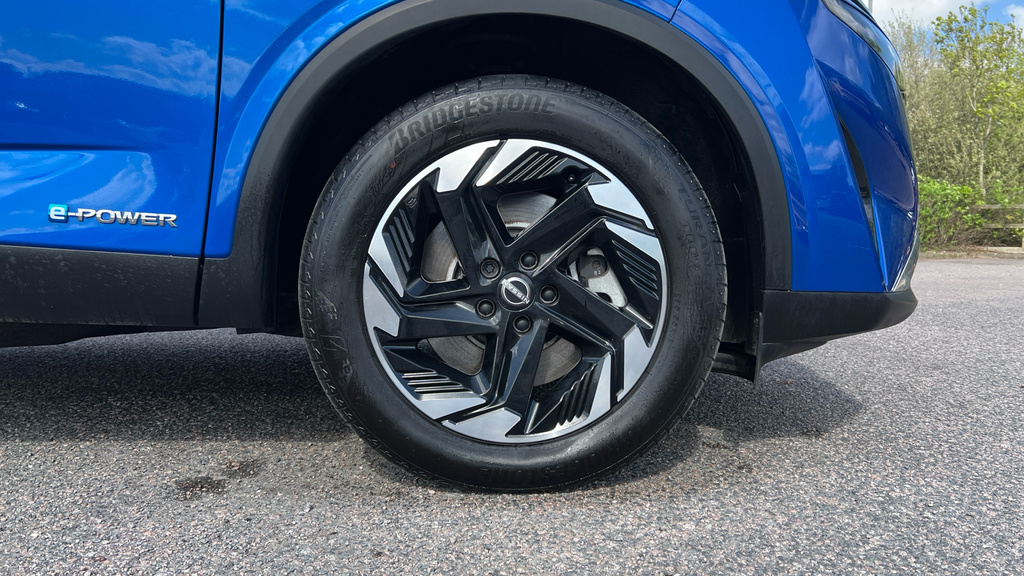 Nissan Qashqai Qashqai 1.5 E-power Acenta Premium FX75UYS Blue #4