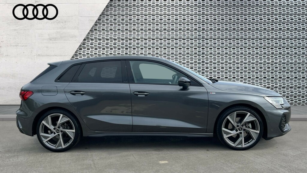Audi A3 A3 1.5 Tfsi 150 Black Edition S Tronic KJ25STX Grey #4