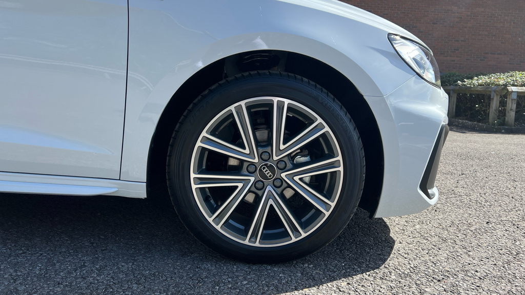 Audi A1 Audi A1 Sportback 25 Tfsi S Line S Tronic WF26LUR White #5