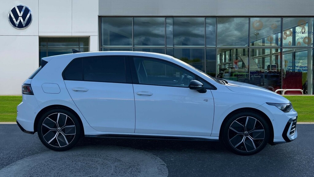 Volkswagen Golf Golf Hatch Black Edition 1.5 Tsi 150 Ps 6-Speed Ma White #4