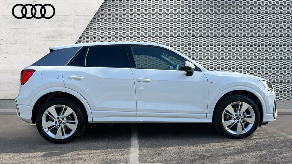 Audi Q2 Audi Q2 Estate 35 Tfsi S Line WF26YCV White #4