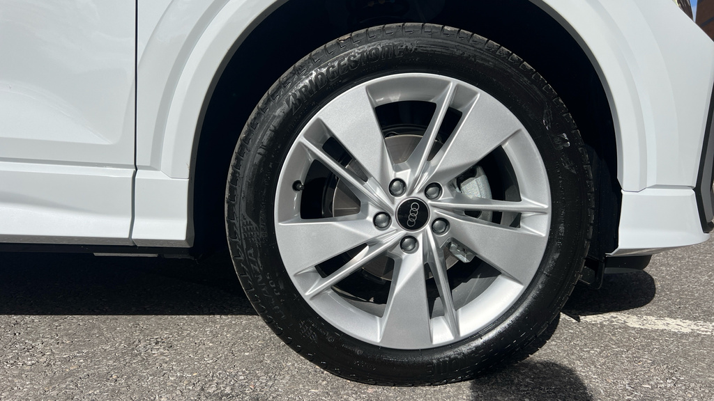 Audi Q2 Audi Q2 Estate 35 Tfsi S Line WF26YCV White #5