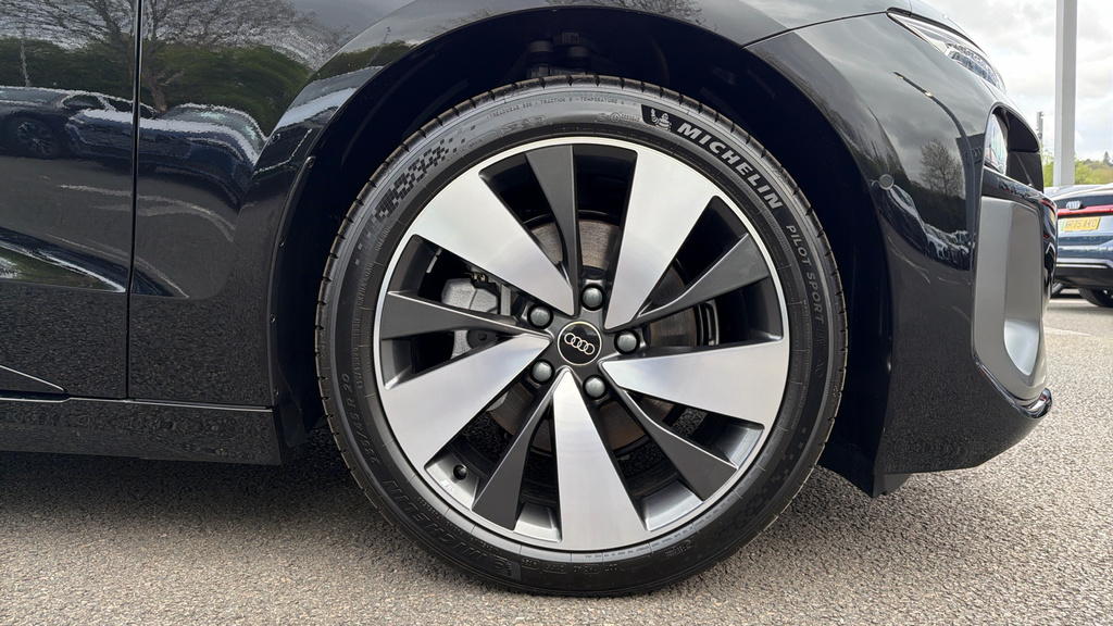 Audi A6 Avant Audi A6 Sportback S Line E-tron 210,000Kw GF26EWH Black #5