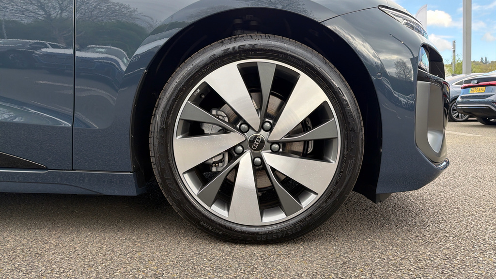 Audi A6 Avant Audi A6 Sportback S Line E-tron 210,00 Kw Blue #5