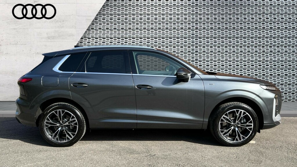 Audi Q3 Audi Q3 Estate 1.5 E-hybrid S Line S Tronic WF26TPU Grey #4