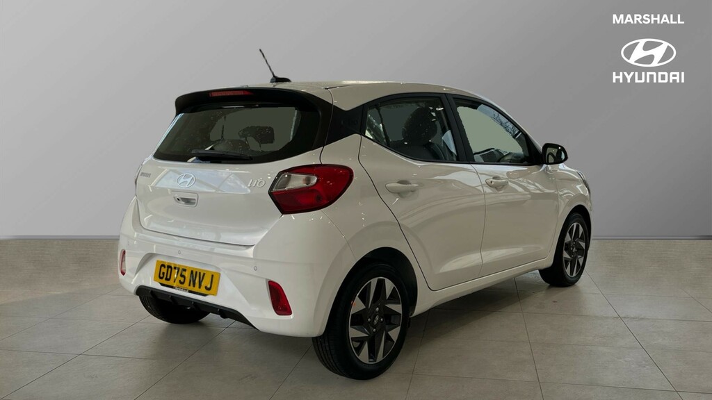 Hyundai I10 I10 1.0 58 Advance Nav GD75NVJ White #3