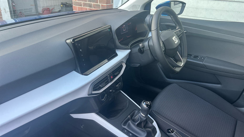 Seat Arona Arona 1.0 Tsi Se Technology Hatchback EY26UKK Black #2