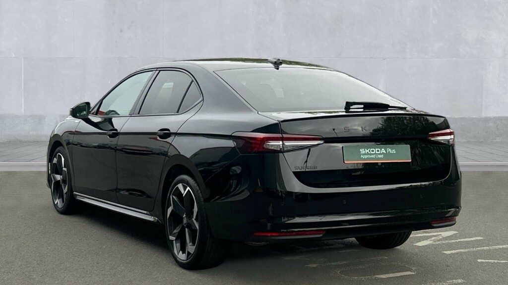 Skoda Superb Superb Hatch Sportline 1.5 Tsi E-tec 150 Ps Dsg GF26CHJ Black #3