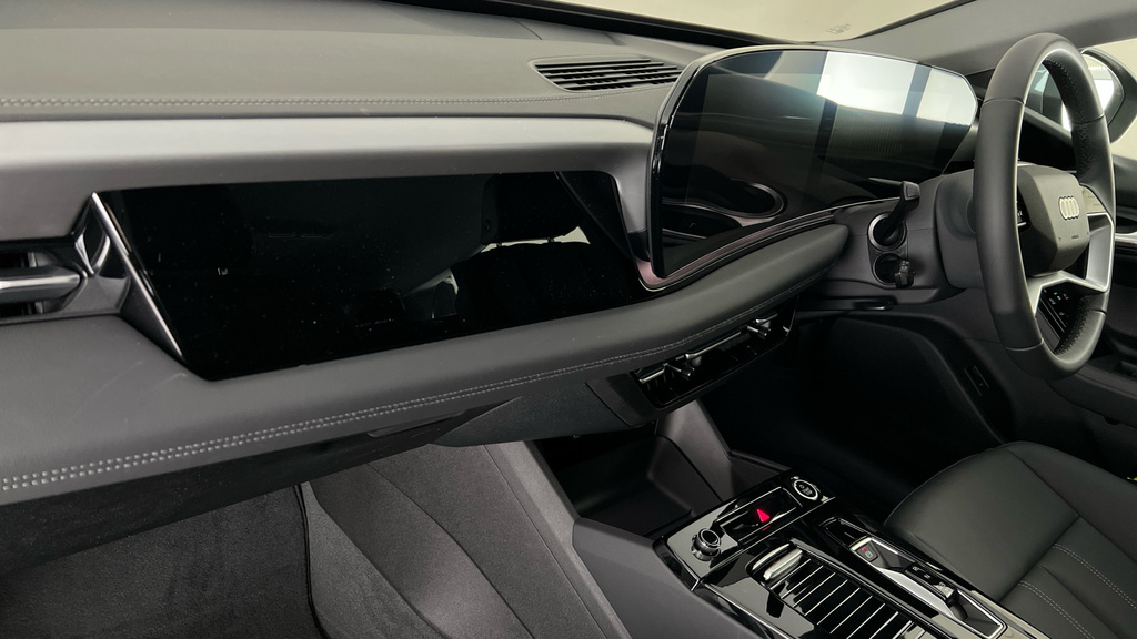 Audi A6 E-tron Avant Audi A6 E-tron Avant 210Kw 83Kwh Sport LV26VXS Grey #2