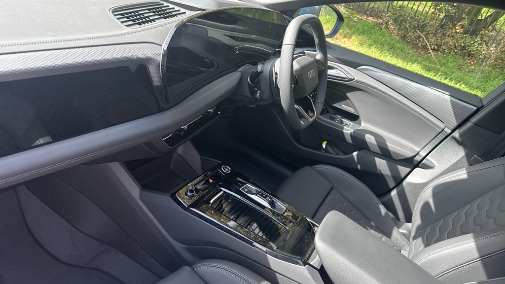 Audi A6 E-tron Sportback Audi A6 E-tron Sportback 270Kw Performance 100Kwh LV26WGJ Blue #2