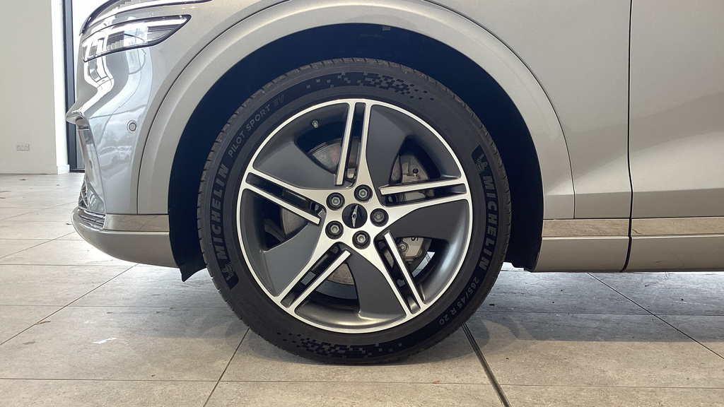 Genesis GV70 Gv70 360Kw Dynamic 84Kwh Awd Silver #4