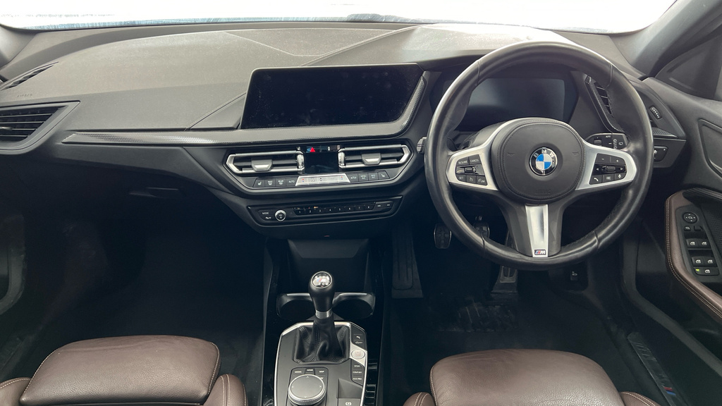 BMW 1 Series 1 Series 118I 136 M Sport AW21EBN White #4
