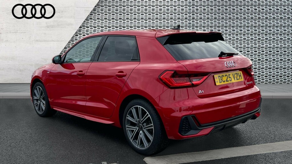 Audi A1 A1 30 Tfsi S Line S Tronic DC25VZH Red #3
