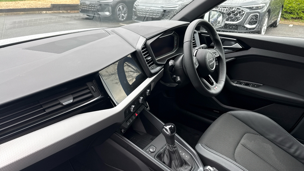Audi A1 A1 35 Tfsi S Line S Tronic Tech Pack WH74AVO White #2
