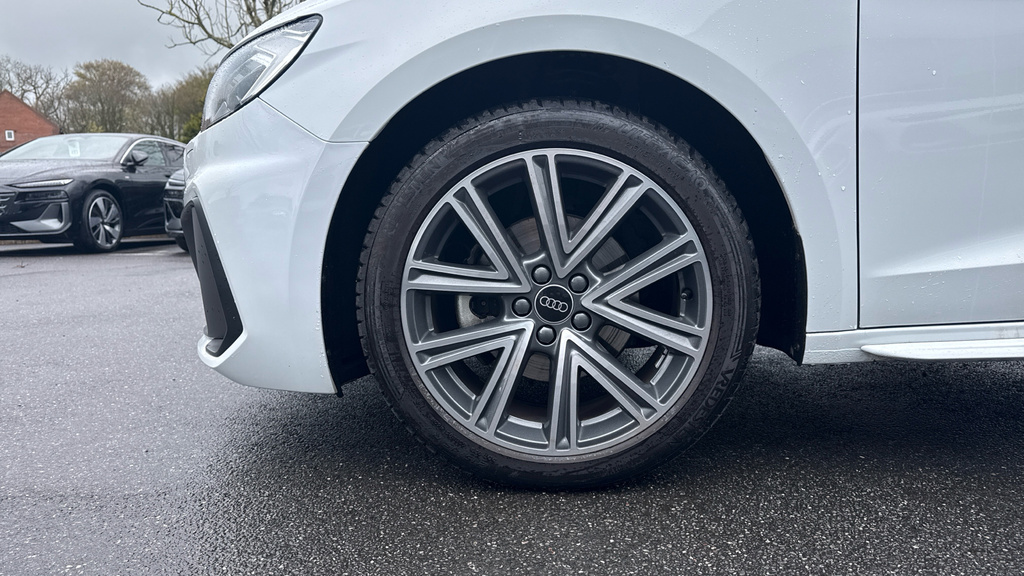 Audi A1 A1 35 Tfsi S Line S Tronic Tech Pack WH74AVO White #5