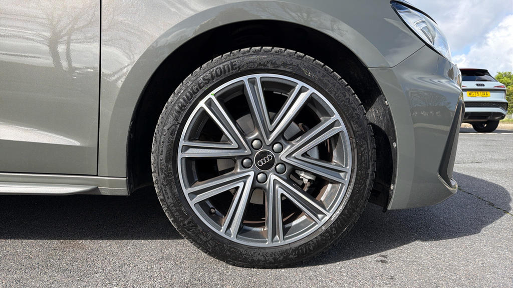 Audi A1 A1 35 Tfsi S Line S Tronic WG75VUY Grey #5