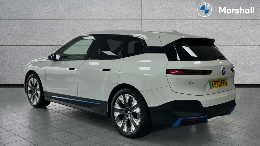 BMW iX Ix 240Kw Xdrive40 Sport 76.6Kwh EF73FPJ White #2