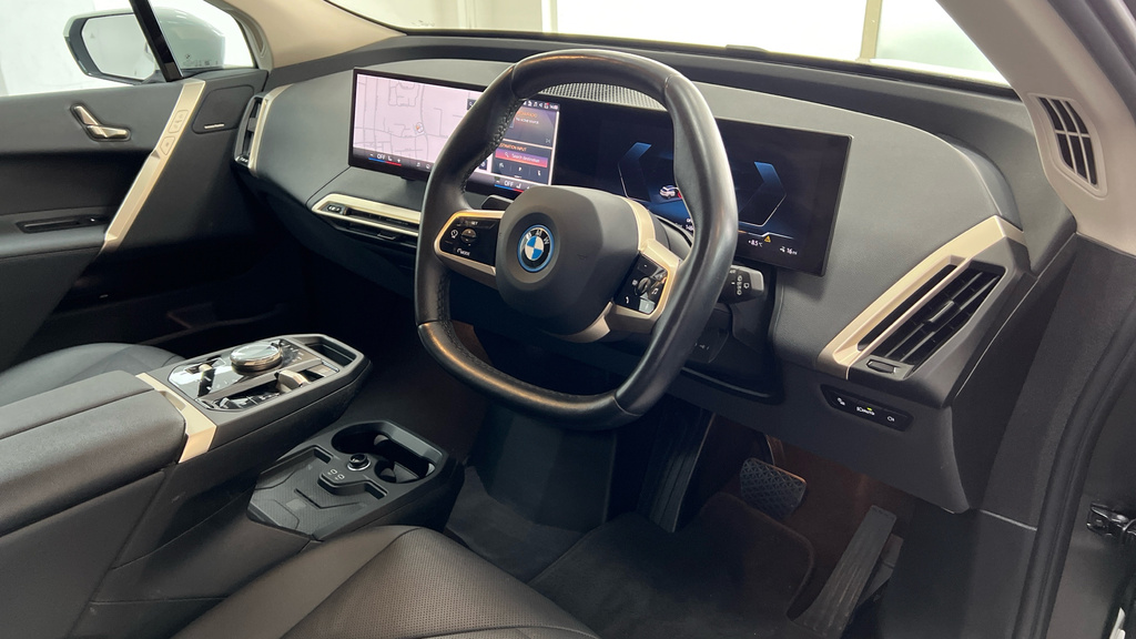 BMW iX Ix 240Kw Xdrive40 Sport 76.6Kwh EF73FPJ White #6
