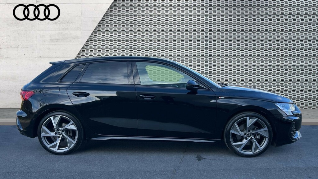 Audi A3 A3 1.5 Tfsi 150 Black Edition S Tronic KY25CGO Black #4