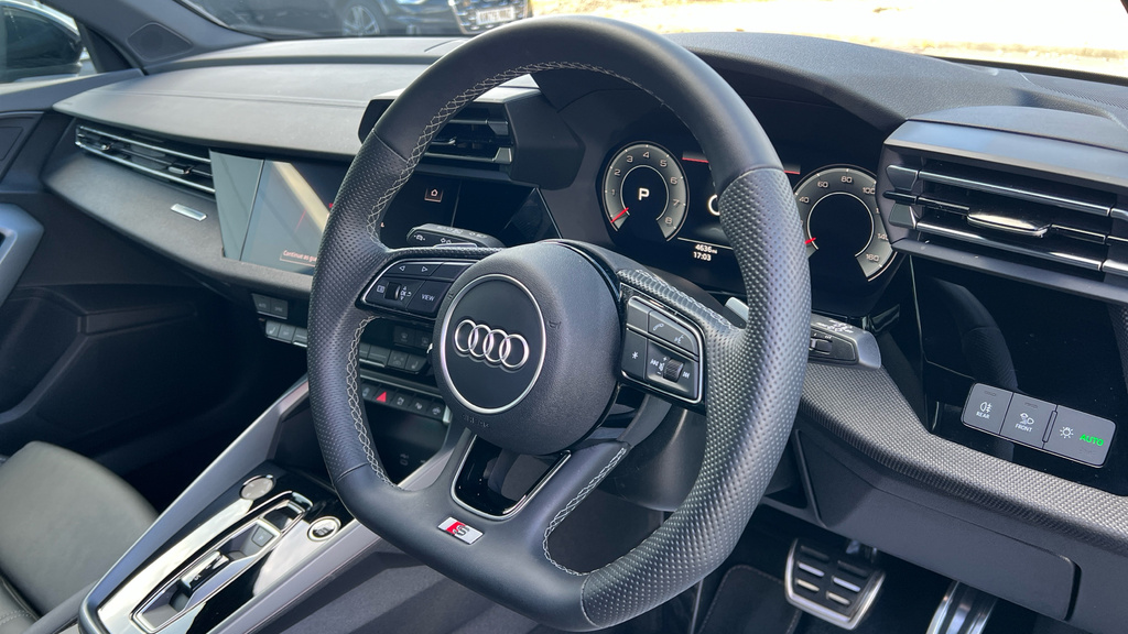 Audi A3 A3 1.5 Tfsi 150 Black Edition S Tronic KY25CGO Black #6