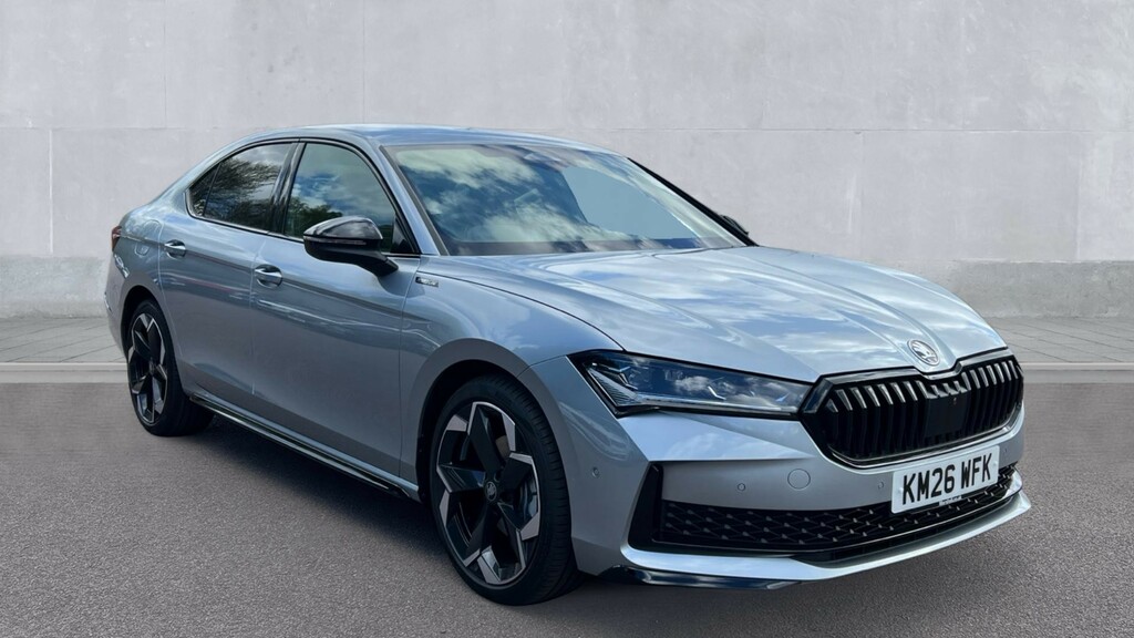 Skoda Superb Skoda Superb Hatchback 2.0 Tdi Sportline Silver