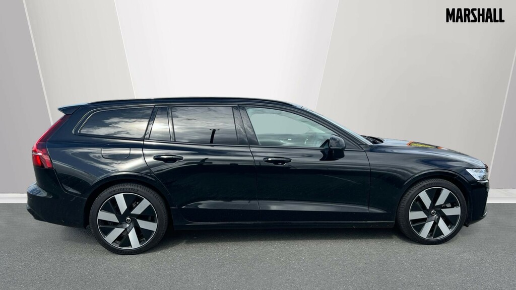 Volvo V60 Volvo V60 Sportswagon 2.0 T6 350 Phev Plus Dark Black #3