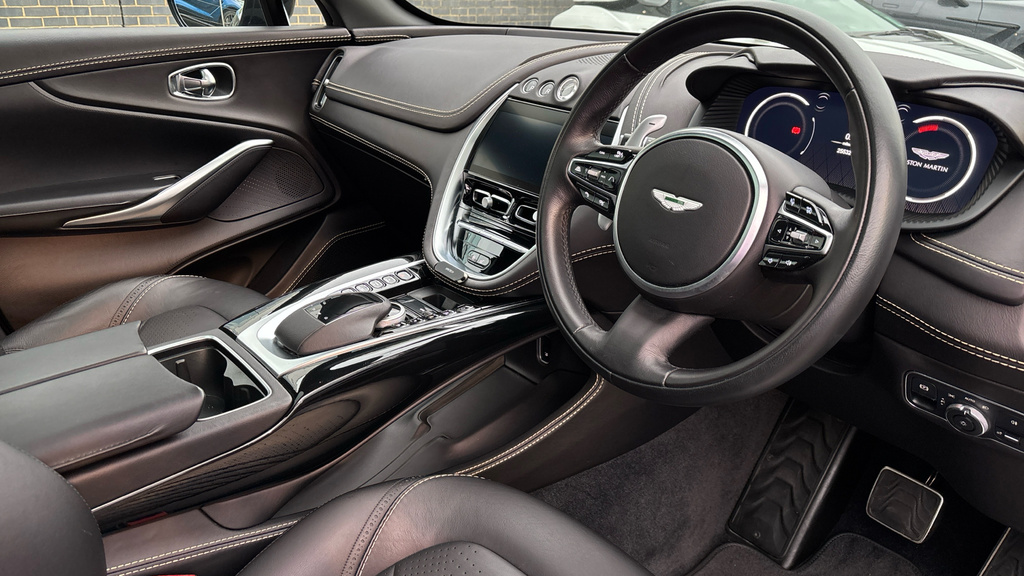 Aston Martin DBX Dbx 4.0 V8 550Ps Touchtronic Au Black #3