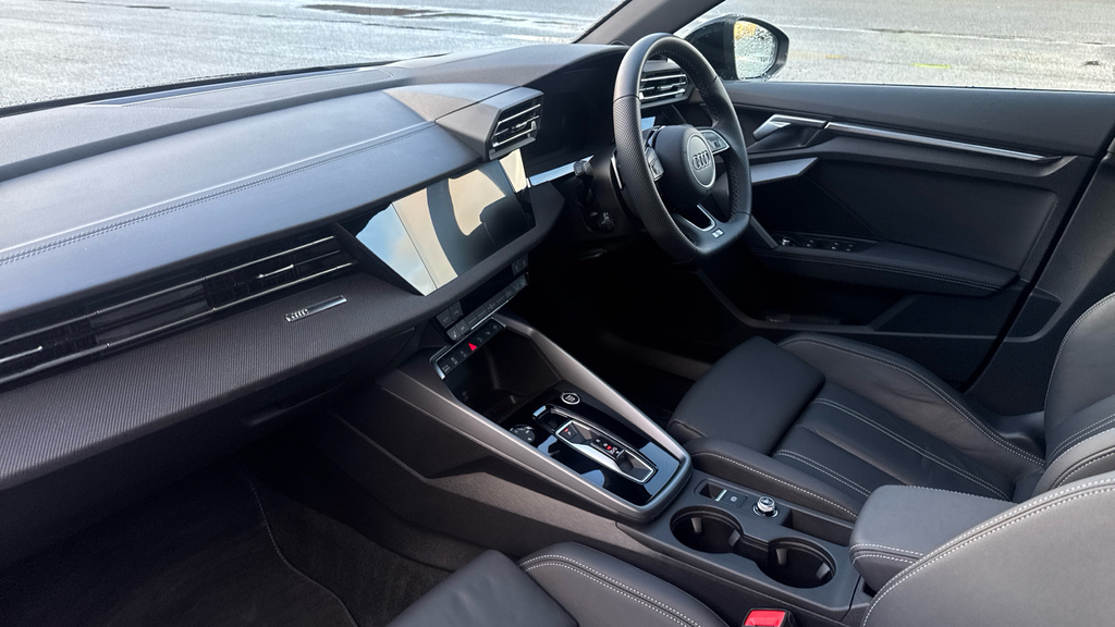 Audi A3 A3 35 Tfsi Black Edition S Tronic WG25EHB Black #2