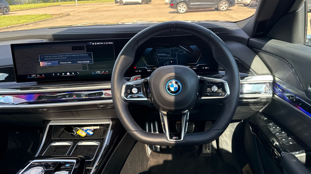 BMW i7 I7 400Kw Xdrive60 M Sport 105.7Kwh FT74NVV Black #5