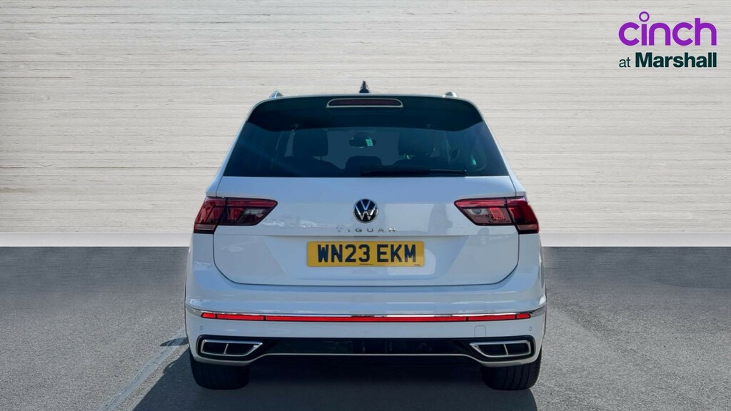 Volkswagen Tiguan Tiguan 1.5 Tsi 150 R-line Dsg WN23EKM White #4