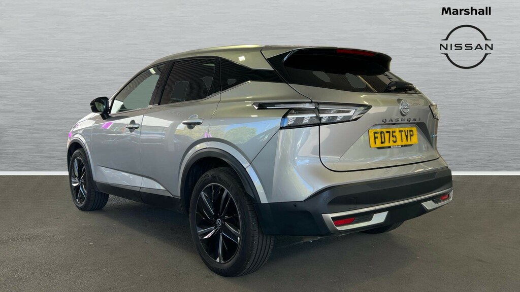 Nissan Qashqai Nissan Qashqai Hatchback 1.5 E-power 205 Tekna Bo FD75TVP Silver #2