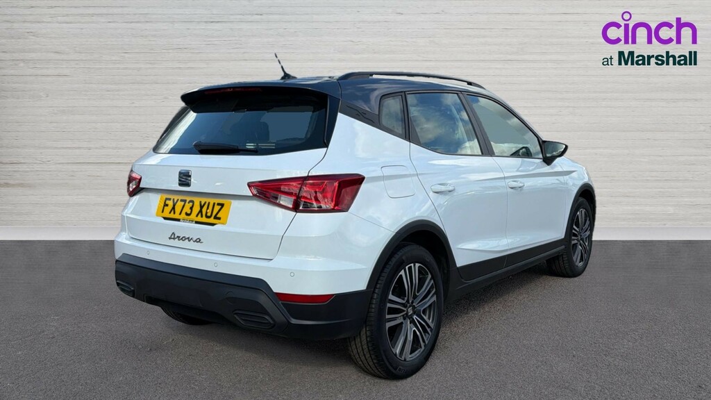 Seat Arona Arona 1.0 Tsi Se Technology FX73XUZ White #3