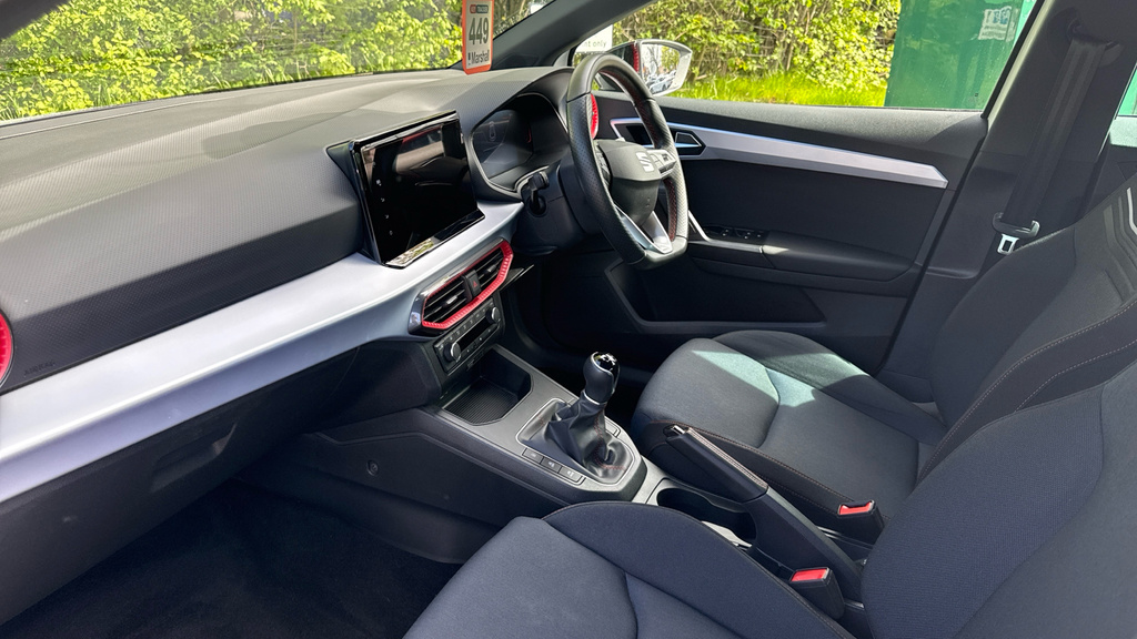 Seat Ibiza Ibiza 1.0 Tsi 115 Fr EA24FXB White #2