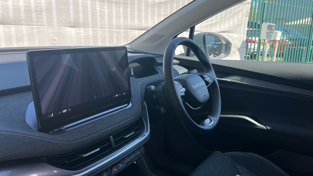 Skoda Elroq Skoda Elroq Estate 150Kw 60 Se L 63Kwh KM26VZN Silver #2