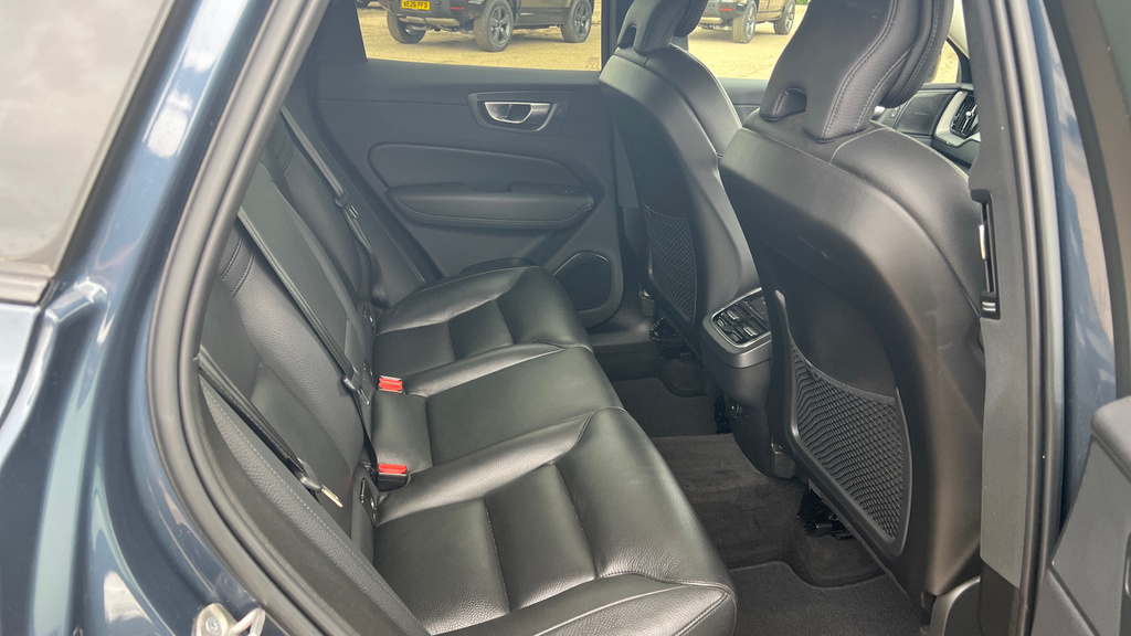 Volvo XC60 Xc60 2.0 B4p Plus Dark Geartronic AD72KNS Blue #6