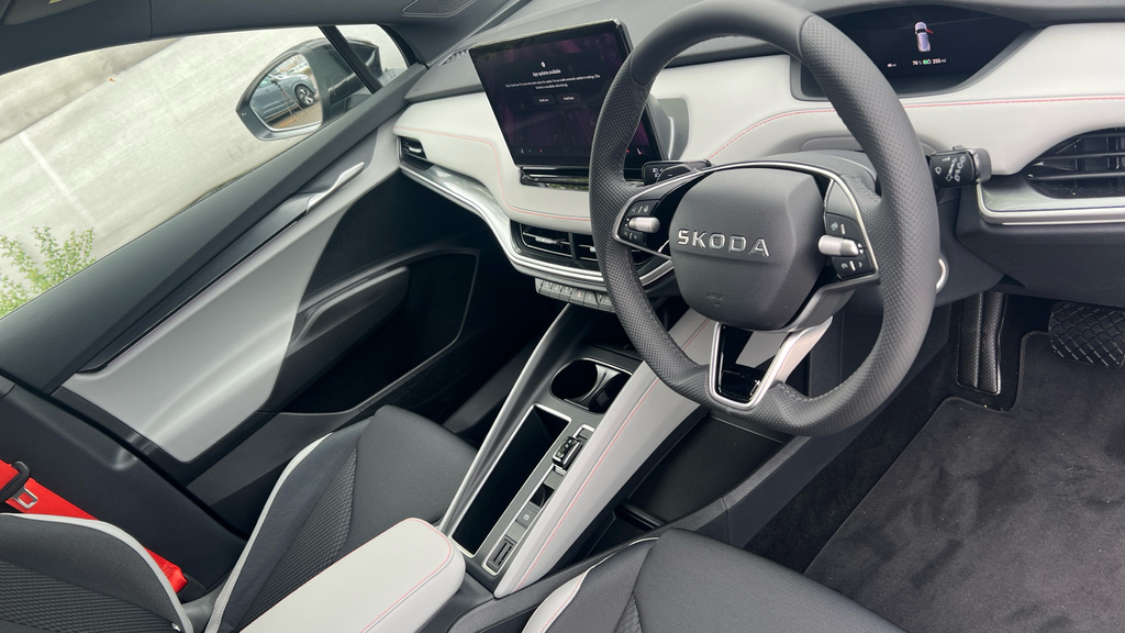 Skoda Elroq Skoda Elroq Estate 210Kw 85 Edition 82Kwh Black #6