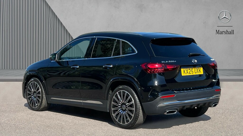 Mercedes-Benz GLA Class Gla 220D 4Matic Amg Line Premium Plus KX25UXK Black #2