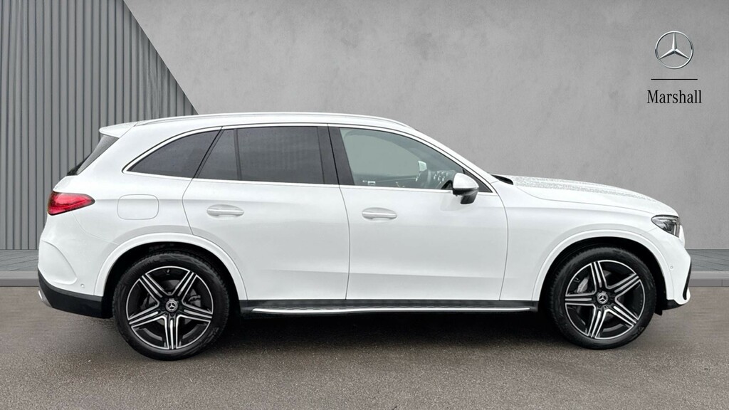 Mercedes-Benz GLC Class Glc 300D 4Matic Amg Line Premium 9G-tronic KX25UWV White #4