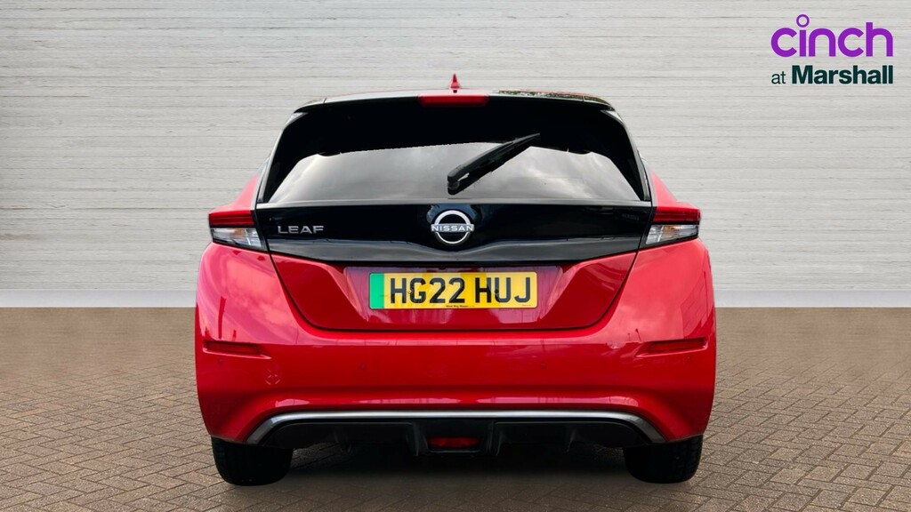 Nissan Leaf Leaf 110Kw N-connecta 39Kwh HG22HUJ Red #4