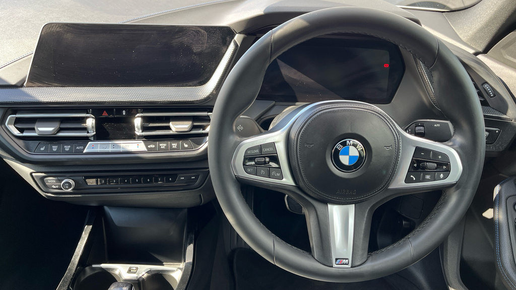 BMW 2 Series 2 Series 218I 136 M Sport Dct HN22OGY White #5