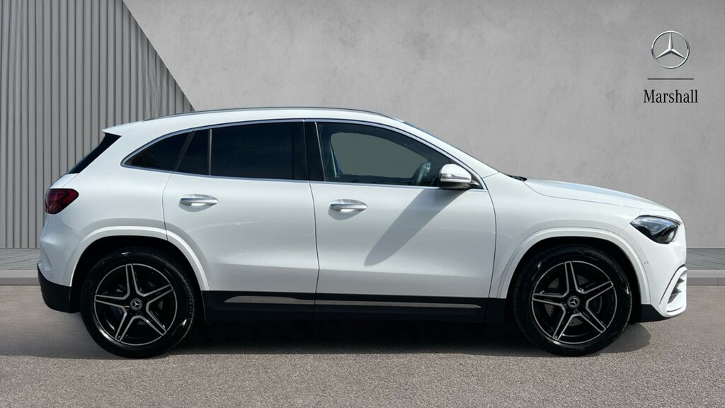 Mercedes-Benz GLA Class Gla 200 Amg Line Executive KP75TFE White #4