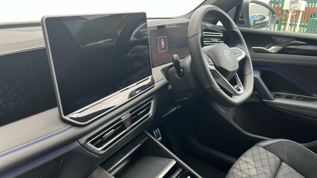 Volkswagen Tiguan Tiguan 1.5 Etsi 150 R-line Dsg KY75OZO Grey #2