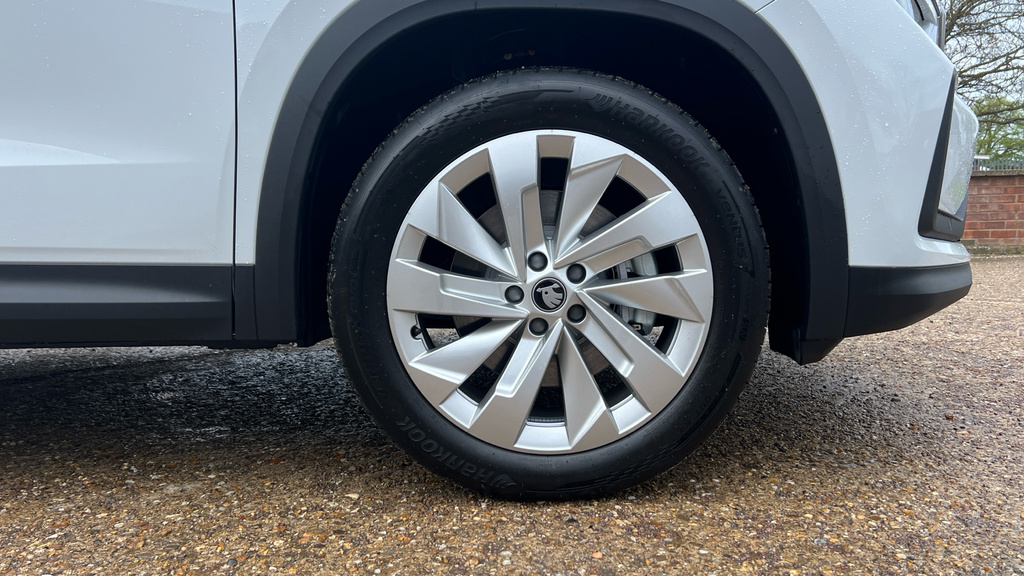 Skoda Kodiaq Skoda Kodiaq Estate 1.5 Tsi Iv 204 Se L Dsg KM26HKO White #5