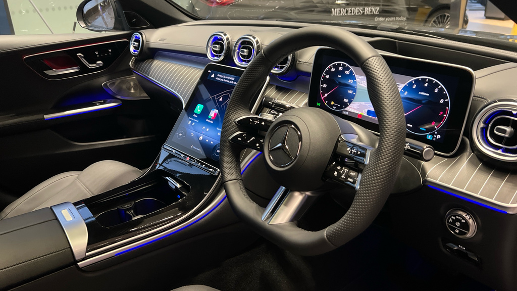 Mercedes-Benz C Class C200 Amg Line Premium Plus Saloon Grey #3