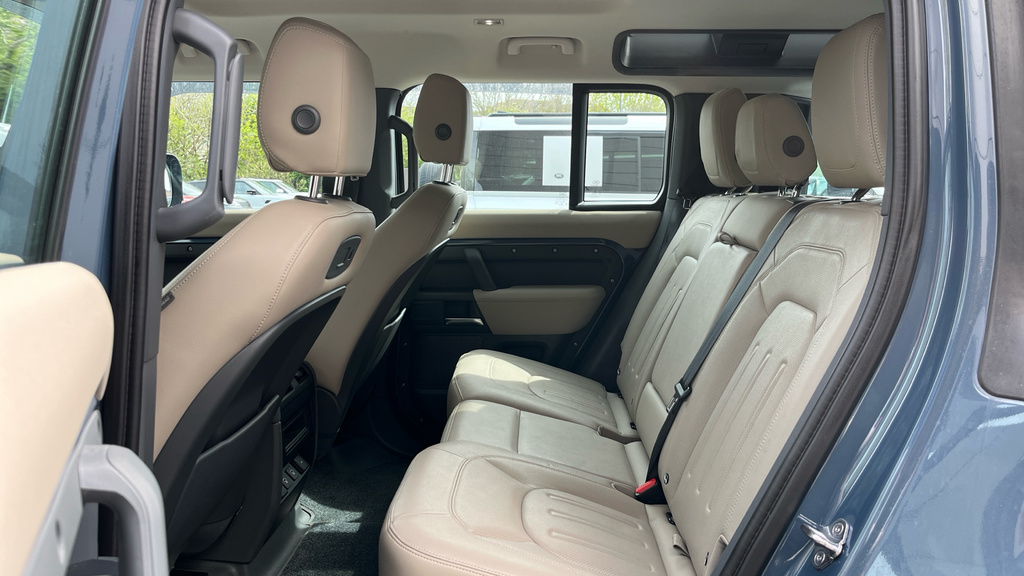 Land Rover Defender 110 Defender 3.0 D200 S 110 PK21CTF Blue #4