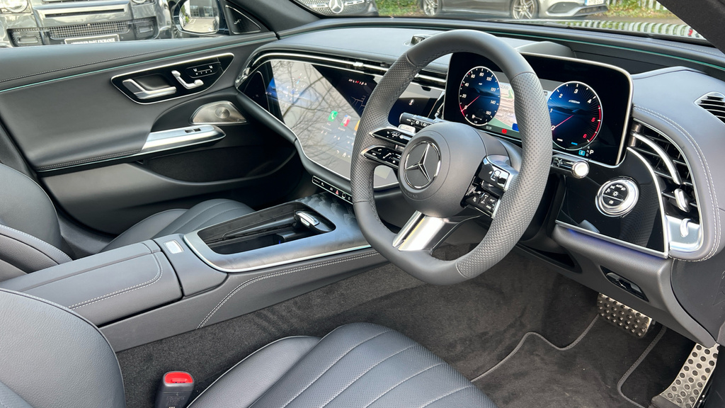 Mercedes-Benz E Class E220d Amg Line Premium Plus Estate Black #3