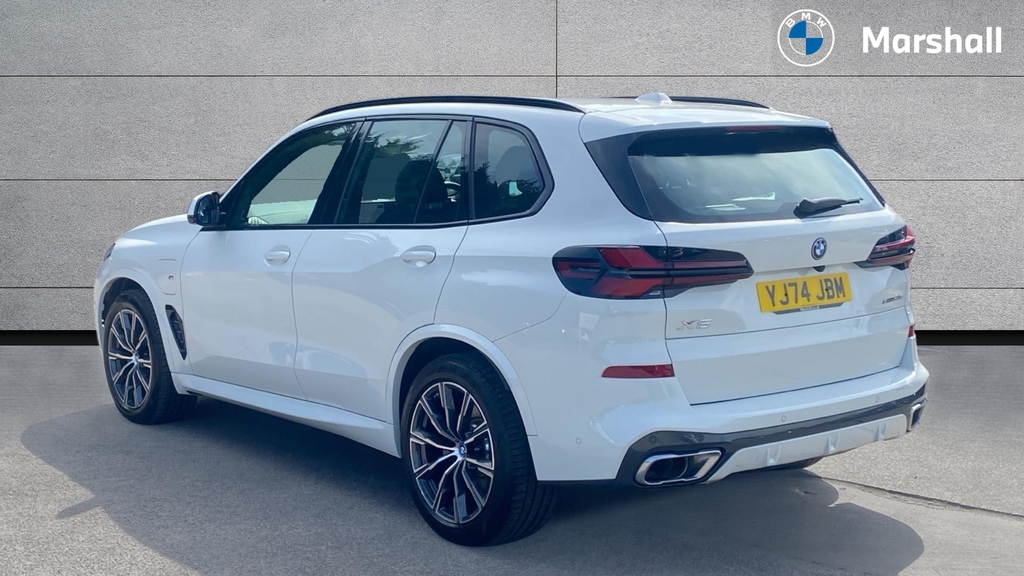 BMW X5 X5 Xdrive50e M Sport YJ74JBM White #2